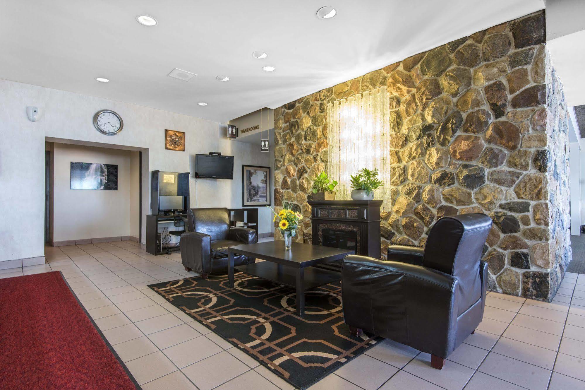 Econo Lodge Съдбъри Екстериор снимка